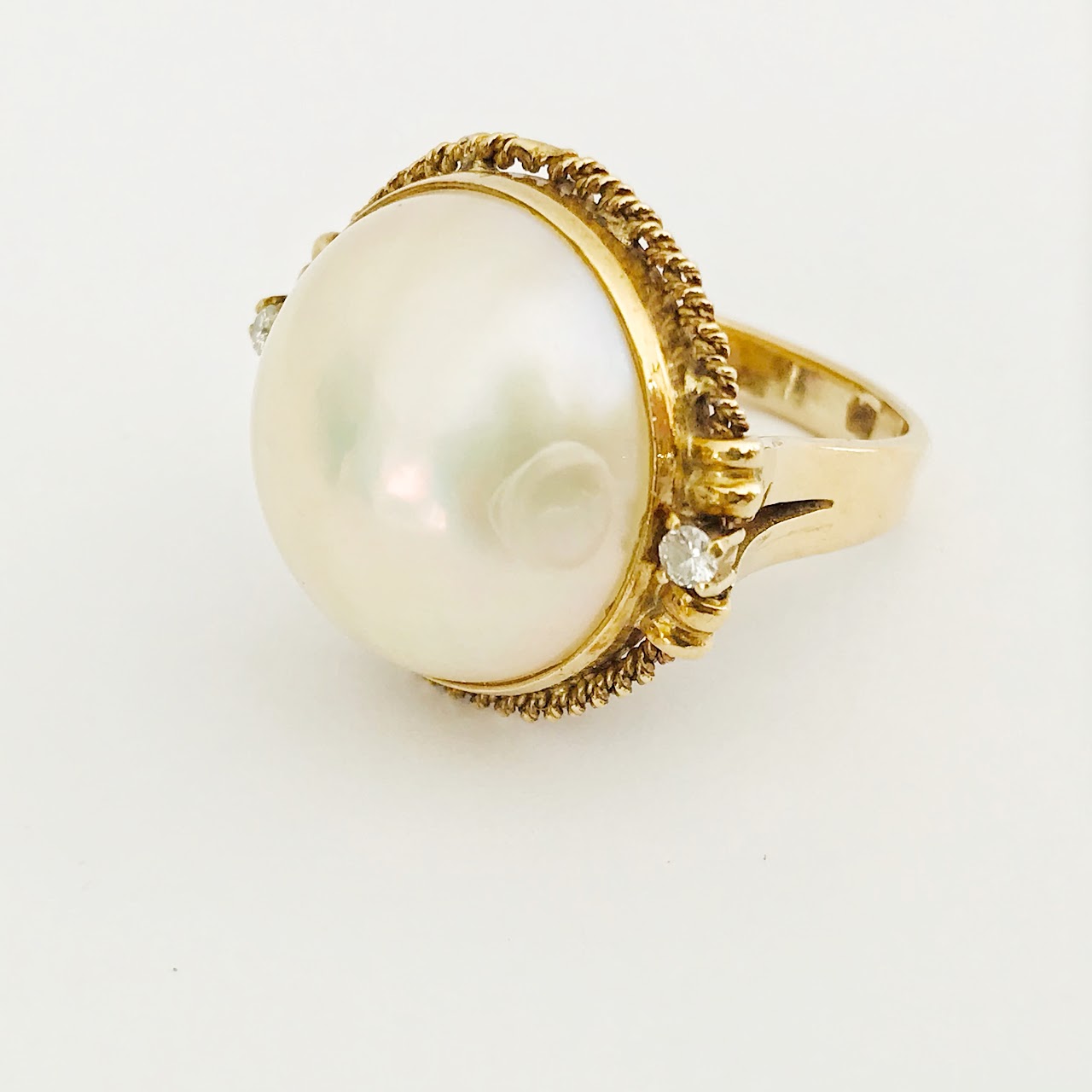 14K Gold, Diamond & Mother Of Pearl Ring