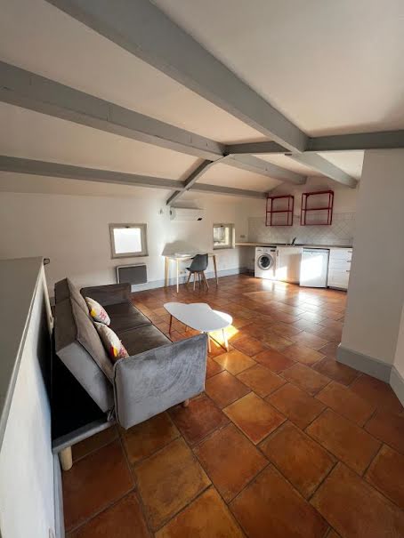 Location  appartement 2 pièces 38 m² à Nimes (30000), 570 €