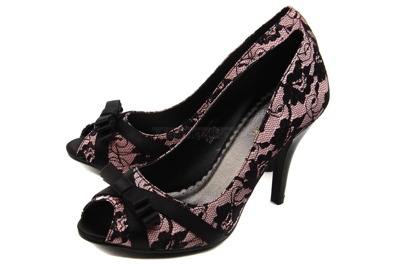 Go Back ProductFabric pink lace high heeled peep toe shoes