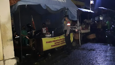 Beri Imbauan Prokes, Polres Klungkung Patroli Di Pasar Galiran