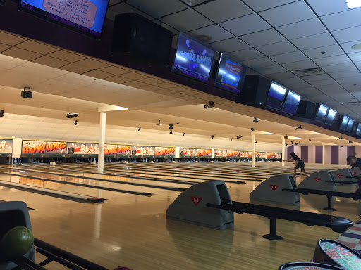 Bowling Alley «T-Bowl Lanes Inc», reviews and photos, 300 Preakness Shopping Center, Wayne, NJ 07470, USA