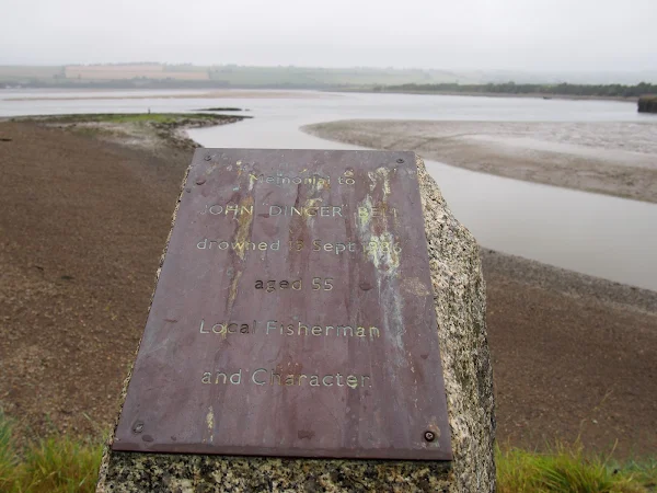 Memorial to John Dinger Bell, local fisherman and character 
