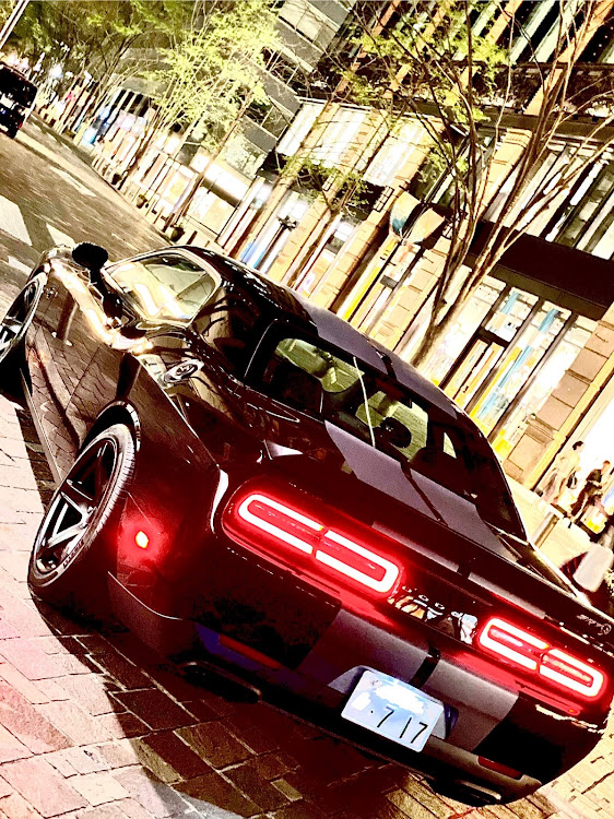 チャレンジャーのチャレンジャー・ダッジ・ヘルキャット・ダッジチャレンジャー・アメ車に関するカスタム事例の投稿画像2枚目