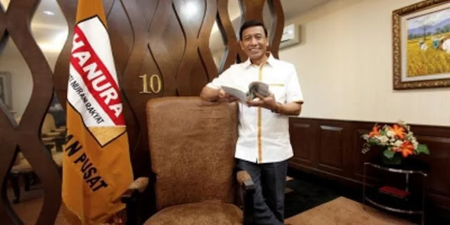 Wiranto Resmi Ditunjuk Jadi Menko Polhukam gantikan Luhut