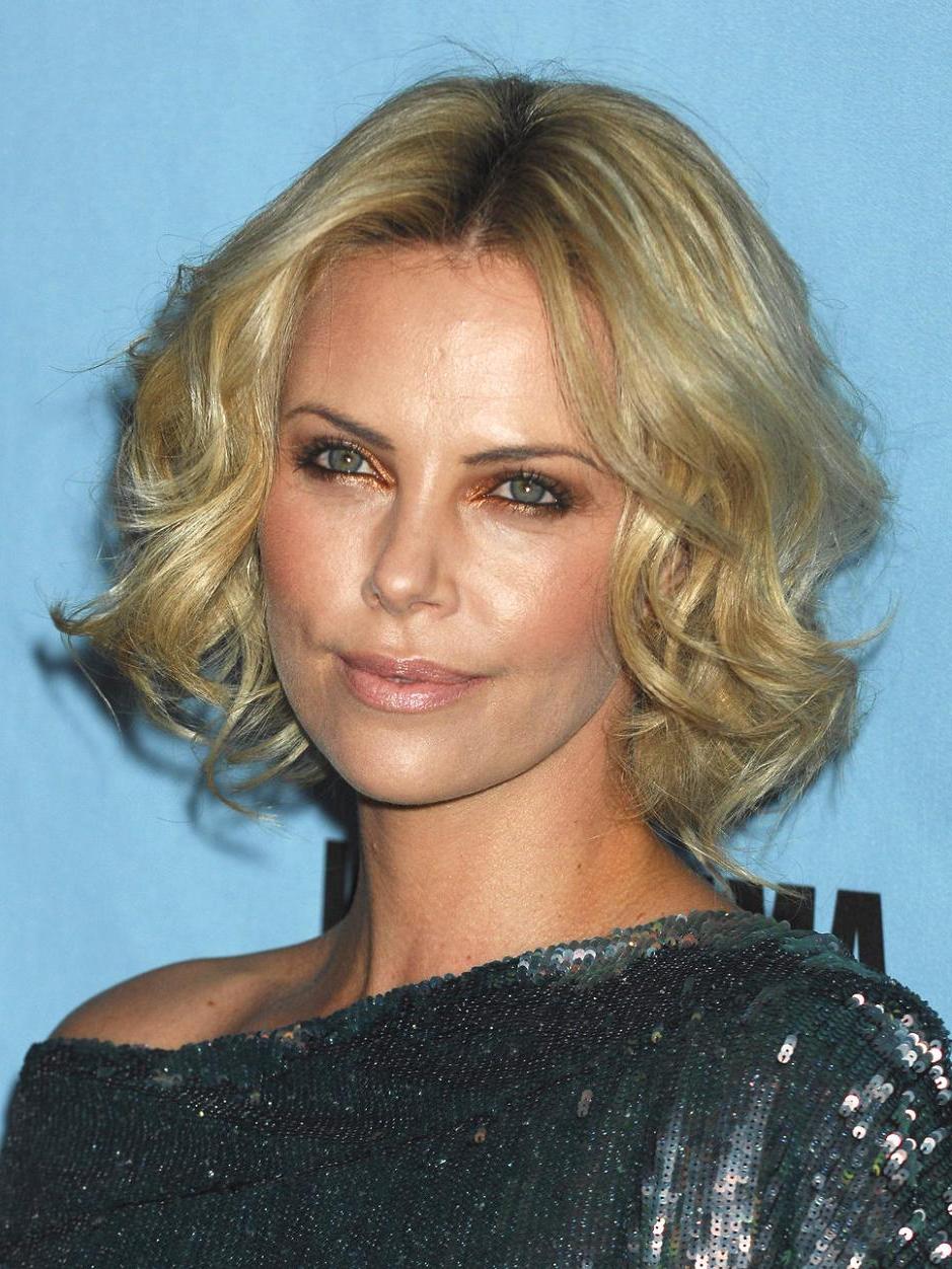 short blonde hairstyles