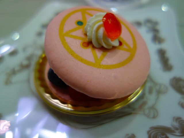 日本 Q-pot cafe 月野兔 生日限定主題 sailor moon 美少女戰士 店內 餐點 Macaron 藝術品