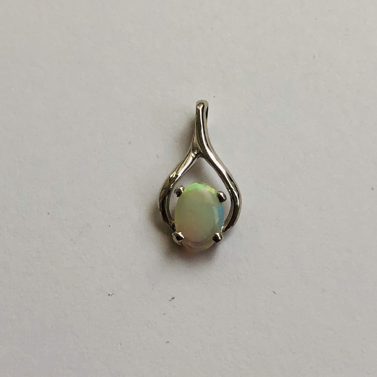 14K White Gold and Opal Pendant Necklace