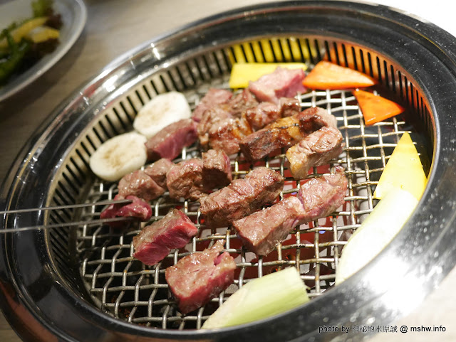 【食記】台中山鯨燒肉やきにくの專門店@北區簡愛汽車旅館 : 印月餐旅新品牌, 日韓合璧, 大份量高CP值, 滿足你對肉食的渴望!! 串燒 冰品 冰淇淋 北區 區域 台中市 和牛 宵夜 日式 晚餐 燒烤/燒肉 甜點 韓式 飲食/食記/吃吃喝喝 