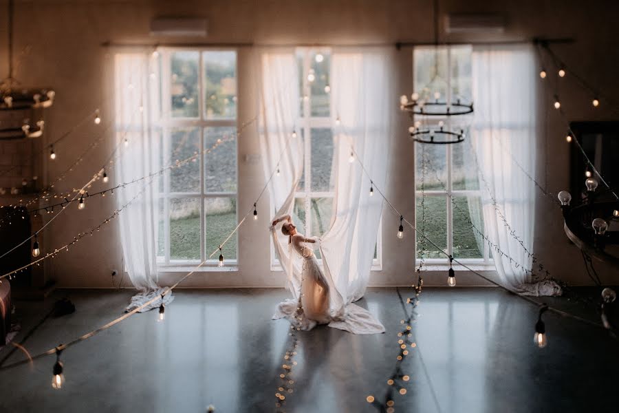 Wedding photographer Kamil Parzych (podswiatlo). Photo of 30 March 2022