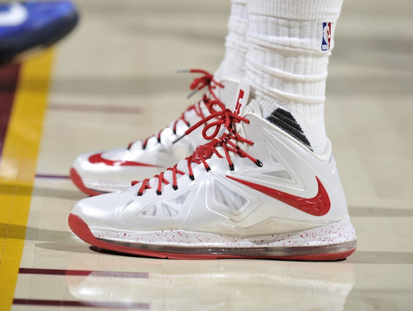 LBJ Brings Back Nike LeBron 10 But Only For One Quarter in Win vs Mavs