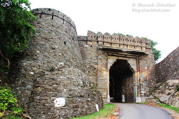 Halla Pol Gate of Kumbhalgarh