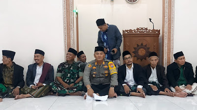 Polsek Menganti Laksanakan Safari Ramadhan di Masjid AL-IKHLAS Muhammadiyah Desa Kepatihan 
