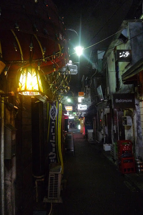 shinjuku golden gai