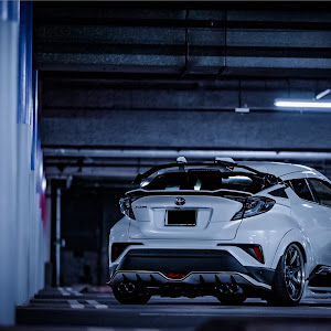 C-HR NGX50