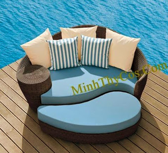 Rattan Pool Lounger 403