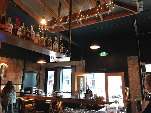 Bar & Grill «Shingletown Saloon | Neighborhood Bar & Restaurant», reviews and photos, 2016 NW Market St, Seattle, WA 98107, USA