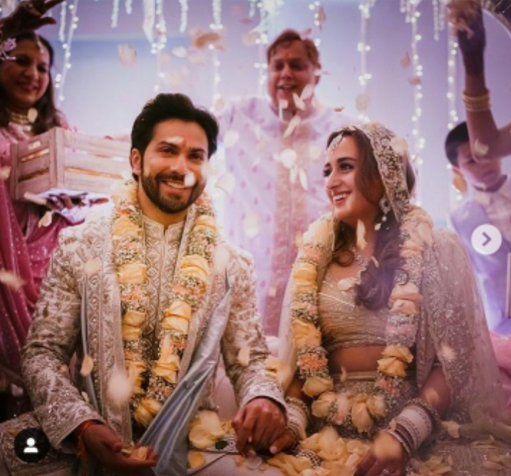 717px x 668px - Video and Photo) Bollywood actor, Varun Dhawan is officially married!