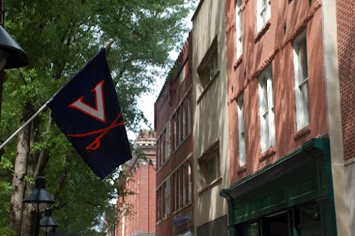 Pedestrian mall, Charlottesville 