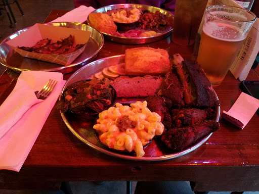 Barbecue Restaurant «Woodstock BBQ», reviews and photos, 13362 Madison Ave, Lakewood, OH 44107, USA