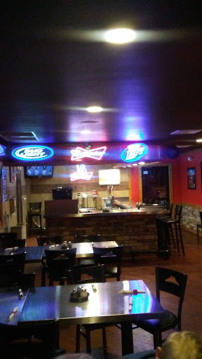 Pizza Restaurant «Pizza Hut», reviews and photos, 2450 Nashville Rd, Bowling Green, KY 42101, USA