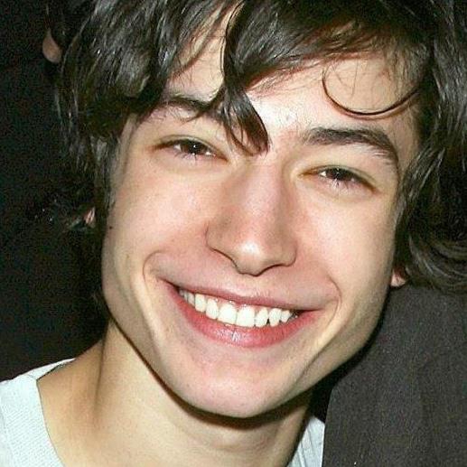 Ezra Miller Profile Pics Dp Images