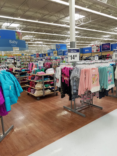 Department Store «Walmart Supercenter», reviews and photos, 1863 5300 Rd, Coffeyville, KS 67337, USA