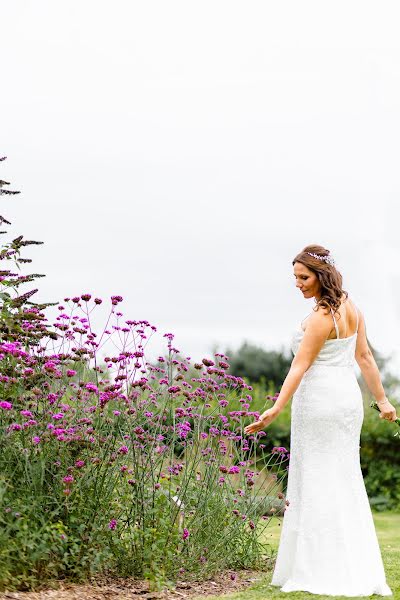 Fotografo di matrimoni Tanya Hollanders (tanyarybalko). Foto del 10 dicembre 2021