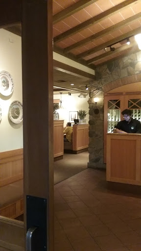 Italian Restaurant «Olive Garden», reviews and photos, 3072 W US Hwy 90, Lake City, FL 32055, USA