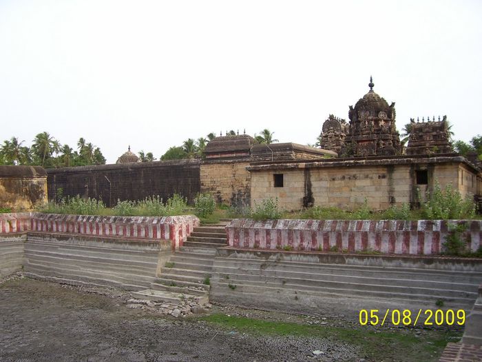 Sri Uthavedeeswarar Temple, Thiru Thuruthi (Kuttalam), Mayiladuthurai - 275 Shiva Temples