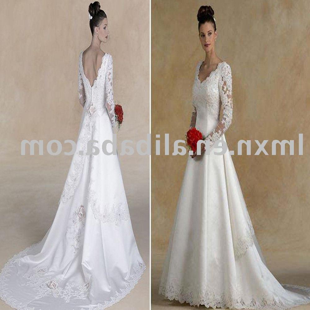 Long sleeve lace wedding dress