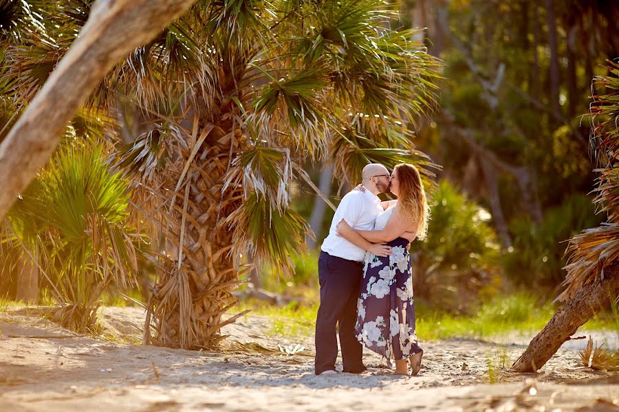 Wedding photographer Lindsay Bernard (luxebylindsay). Photo of 29 June 2019