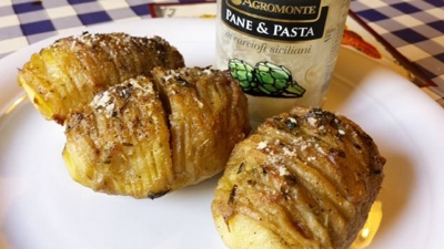 patate hasselback alla crema di carciofi