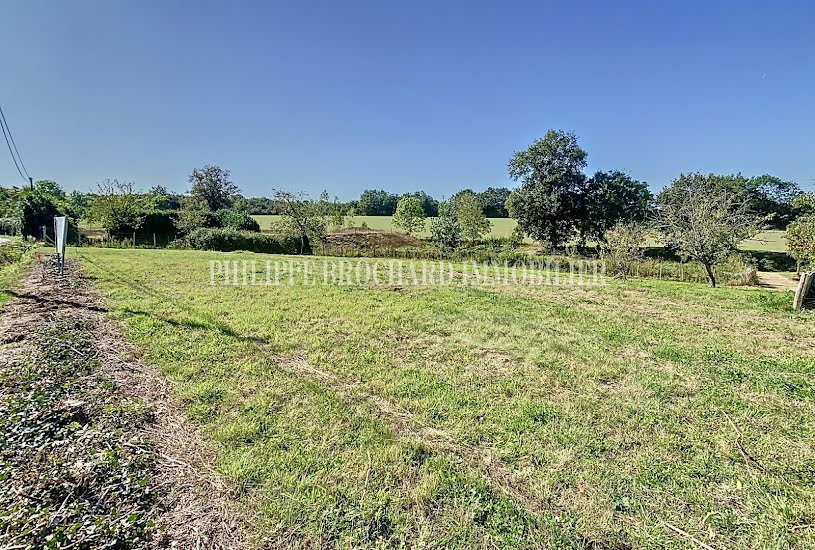  Vente Terrain à bâtir - 737m² à Château-Guibert (85320) 