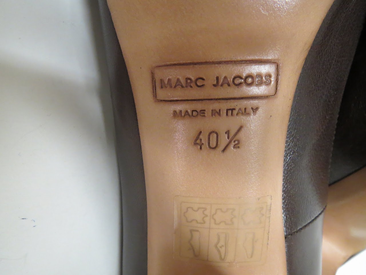 Marc Jacobs Dark Brown Pumps