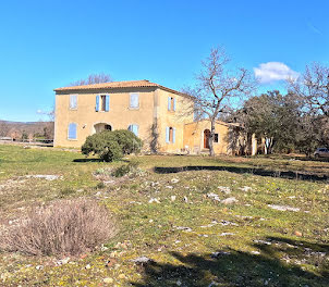 maison à Bonnieux (84)