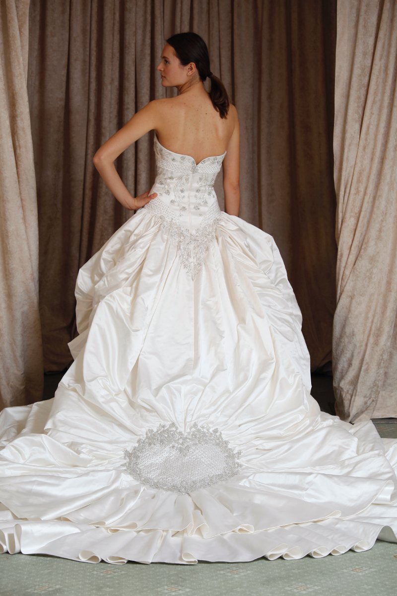 Fall Silver White Ball Gown