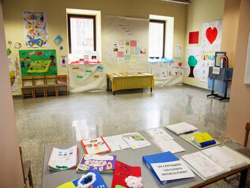 La biblioteca Ricardo de la Vega acoge la exposición de trabajos de los alumnos de bibliotecas escolares, educatecas y servicio de educación de personas adultas