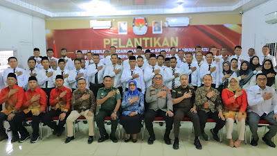 Plt. Bupati hadirii Pelantikan 45 Anggota PPK se-Kabupaten Labuhanbatu 