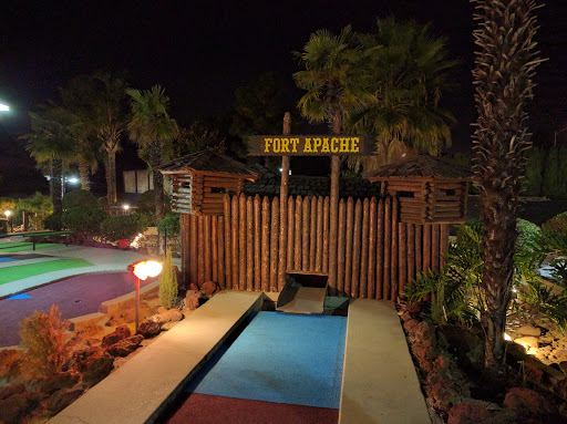 Miniature Golf Course «Golfland», reviews and photos