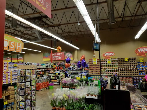 Grocery Store «Grocery Outlet Bargain Market», reviews and photos, 331 N Capitol Ave B, San Jose, CA 95133, USA