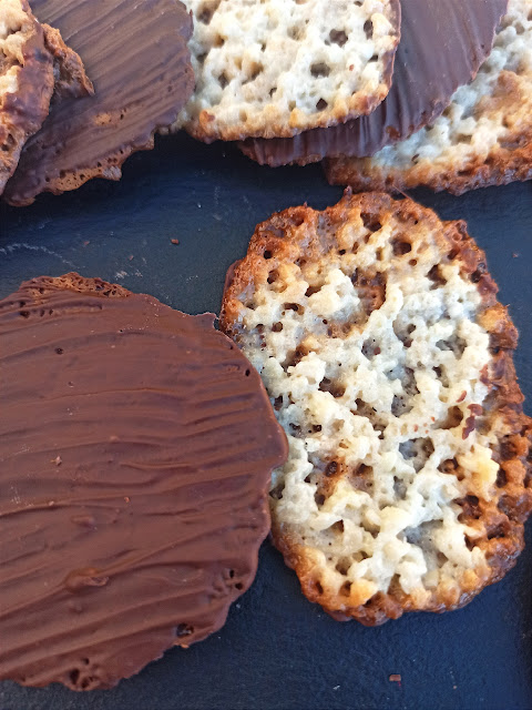 MOSCOVITAS (galletas crujientes de almendra)