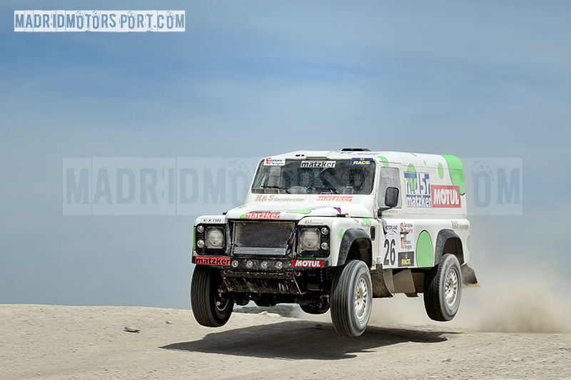 Baja España Aragón 2012 [20-22 Julio] - Página 5 Rainer-Krech-y-Brigitte-Reitbauer_Land-Rover-Defender