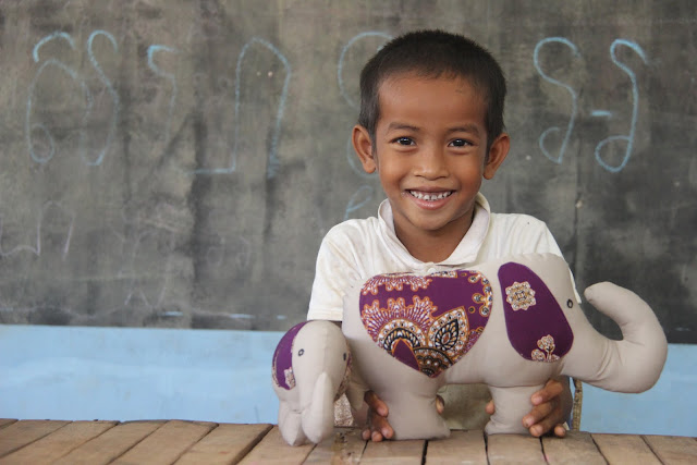 An Elephant for Education: The Human and Hope Association, Cambodia