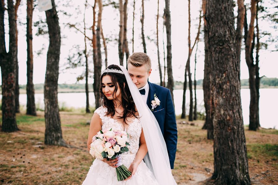 Fotógrafo de casamento Andrey Gelevey (lisiy181929). Foto de 25 de outubro 2017