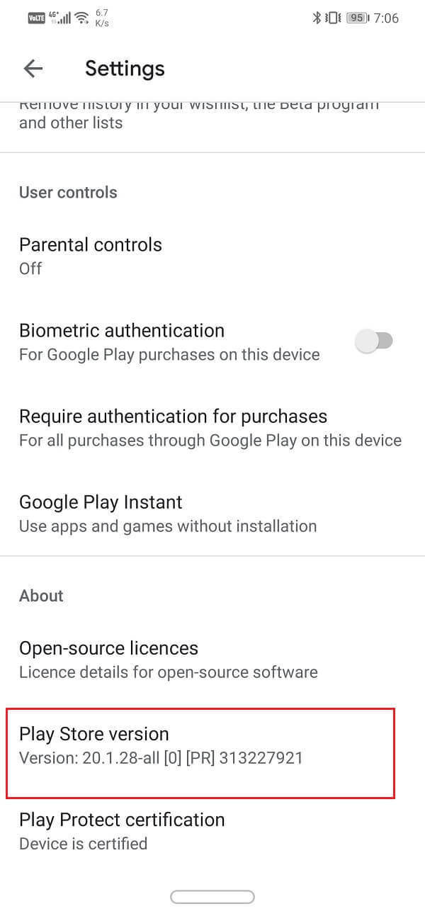 Scorri fino in fondo allo schermo e troverai la versione attuale del Play Store