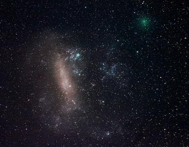 cometa Linear e Grande Nuvem de Magalhães