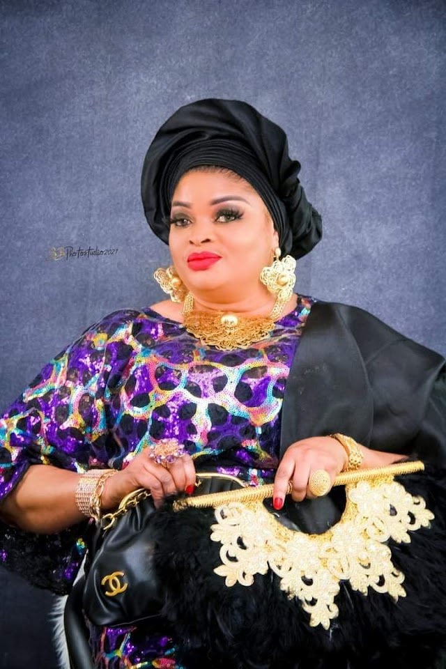 Happy Birthday To Stunning Beauty & Adorably Gorgeous Lady, Alhaja Funmi Adeyinka, As She Adds +1