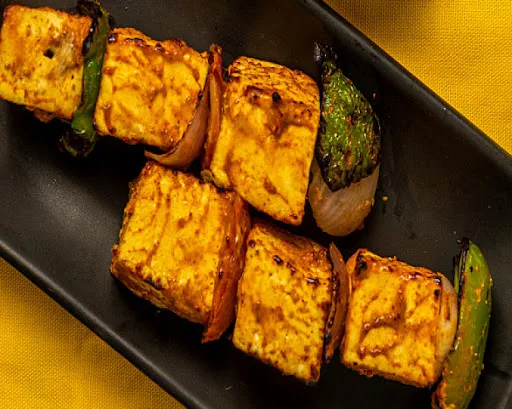 Hyderabadi Paneer Achaari Tikka