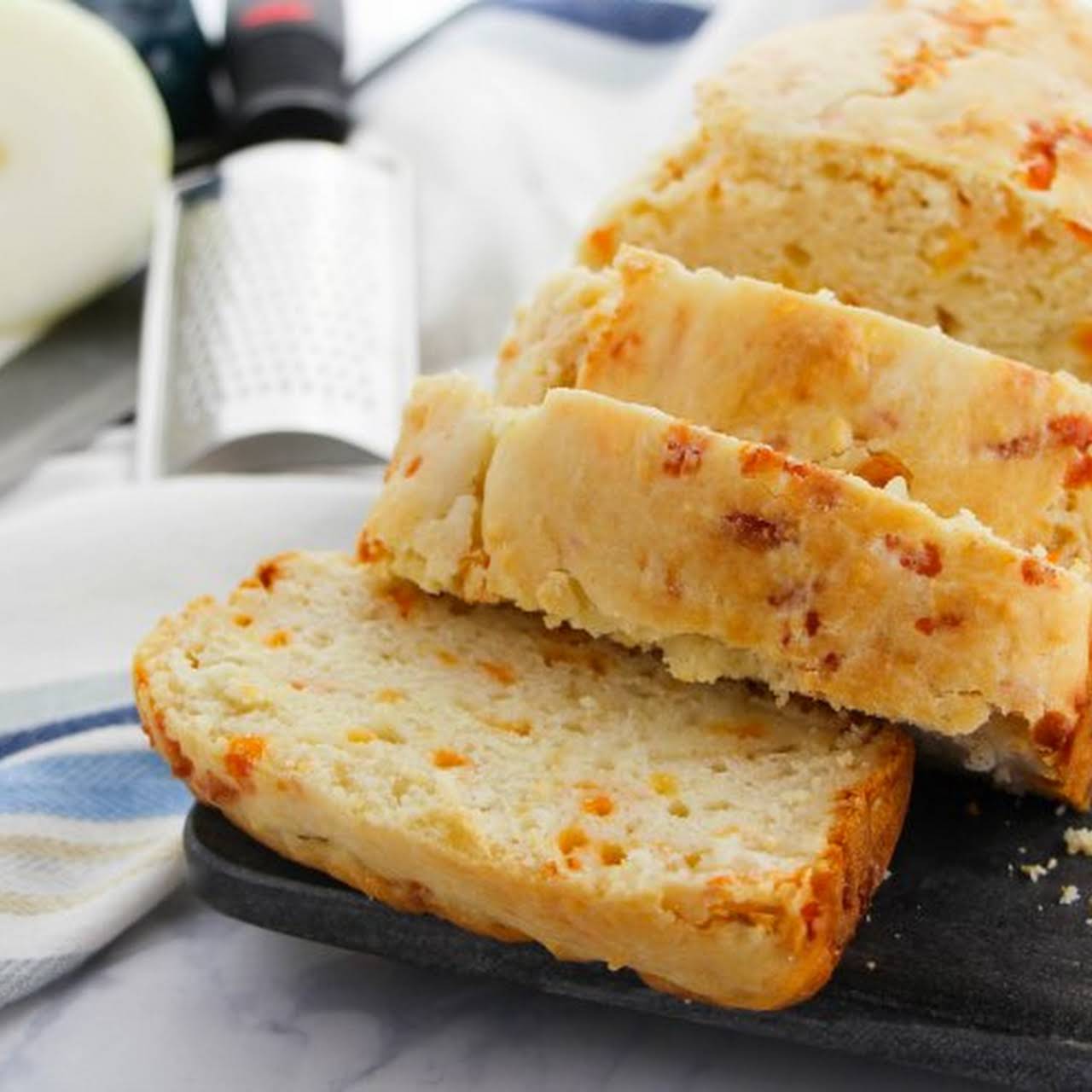 Appetizing Onion Bread