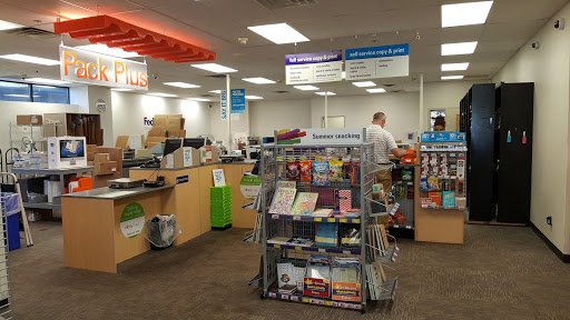 Print Shop «FedEx Office Print & Ship Center», reviews and photos, 54 Middlesex Turnpike, Burlington, MA 01803, USA